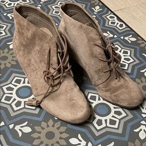 Brown grey Suede Ankle Boots with Tassels